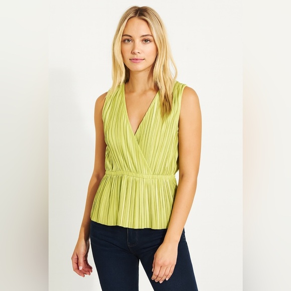 Japna Pleated V Neck Sleeveless Top Lime Green sz Small - Picture 1 of 5